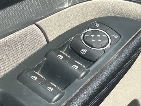 Used 2018 Ford Explorer 4WD image 25