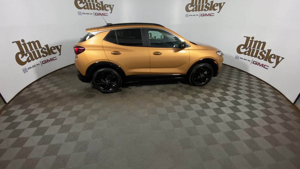 Certified 2024 Buick Encore GX Sport Touring w/ Black Roof Package AWD/4WD image 9