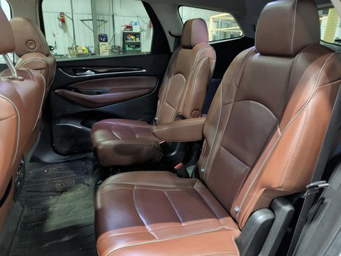 Used 2019 Buick Enclave Avenir w/ Avenir Technology Package image 8