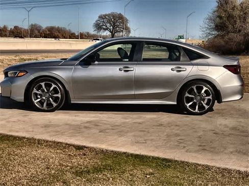 Certified 2025 Honda Civic Sport Touring image 4