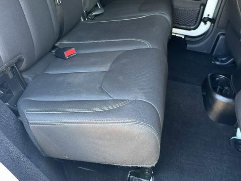 Used 2016 Jeep Wrangler Unlimited Sahara w/ Connectivity Group image 44