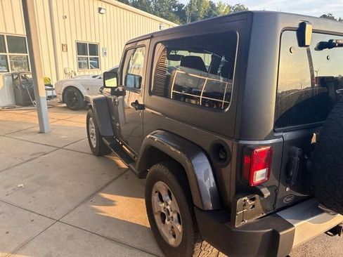Used 2014 Jeep Wrangler Sahara w/ Dual Top Group AWD/4WD image 4