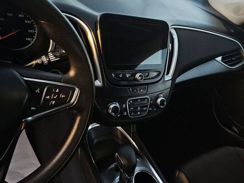 Used 2023 Chevrolet Malibu LT image 10