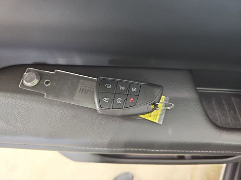 Used 2021 Chevrolet Tahoe LT w/ LT Signature Package image 42