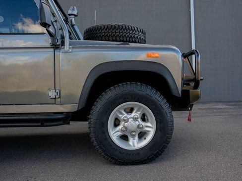 Used 1993 Land Rover Defender 110 AWD/4WD image 28
