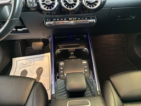 Used 2021 Mercedes-Benz GLA 250 4MATIC image 17