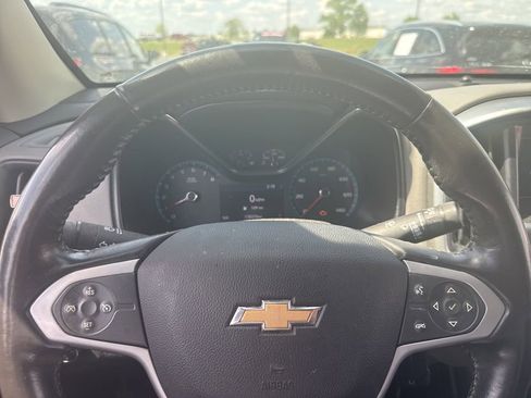 Used 2019 Chevrolet Colorado LT w/ LT Convenience Package RWD image 12