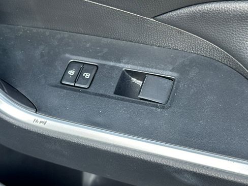 Used 2024 Toyota RAV4 LE FWD image 21