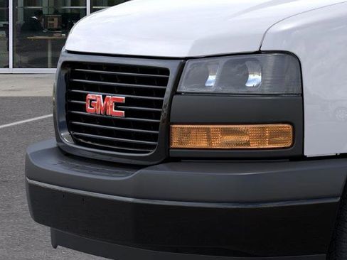 New 2025 GMC Savana 3500 Extended image 13
