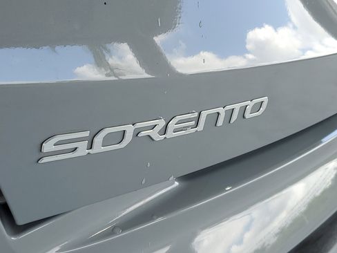 Used 2023 Kia Sorento SX image 6