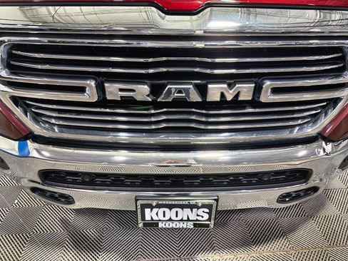 Used 2022 RAM 1500 Laramie AWD/4WD image 12