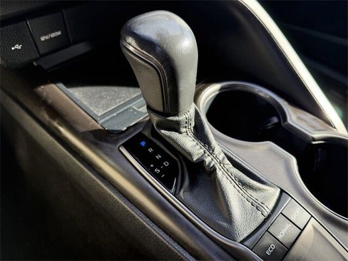 Certified 2023 Toyota Camry SE image 19