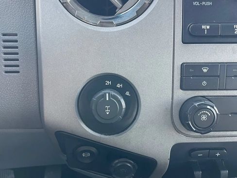 Used 2015 Ford F350 XLT w/ XLT Value Package AWD/4WD image 26