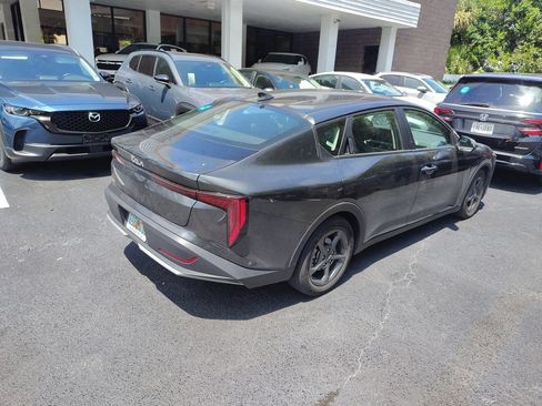 Used 2025 Kia K4 FWD image 8