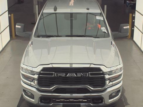 Used 2026 RAM 2500 Big Horn AWD/4WD image 3