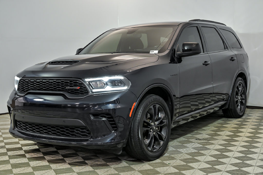 Used 2023 Dodge Durango R/T w/ Blacktop Package AWD/4WD image 5