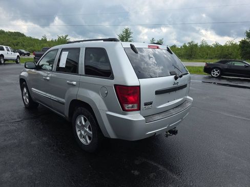 Used 2008 Jeep Grand Cherokee Laredo w/ Sun/Sound Group AWD/4WD image 8