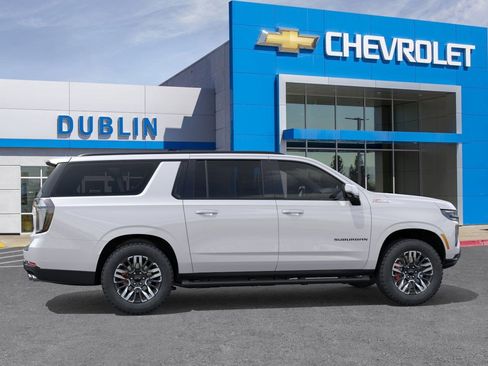 New 2025 Chevrolet Suburban Z71 w/ Z71 Off-Road Package image 6