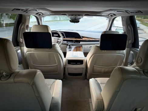 Used 2021 Cadillac Escalade Sport Platinum image 33