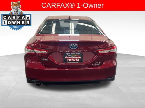Used 2020 Toyota Camry XLE w/ Carpet Mat Package FWD image 4