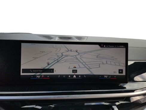 Used 2025 BMW X7 M60i image 20