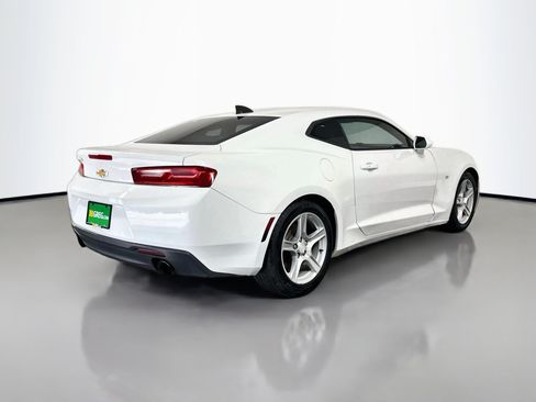 Used 2017 Chevrolet Camaro LT RWD image 10
