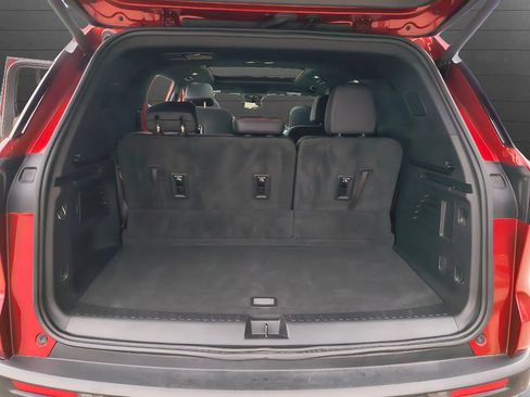 Used 2024 Chevrolet Traverse Z71 w/ Enhanced Driving Package image 28