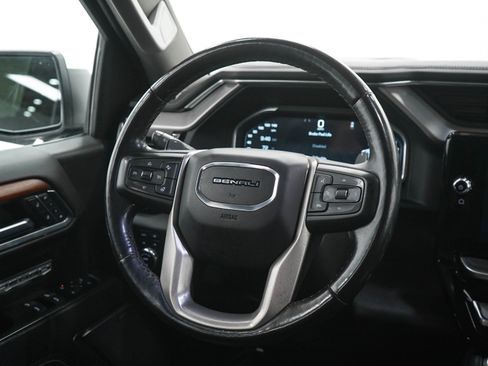 Used 2023 GMC Sierra 1500 Denali w/ Technology Package AWD/4WD image 17