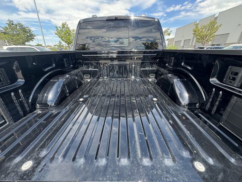 Used 2025 Ford F150 Raptor AWD/4WD image 15