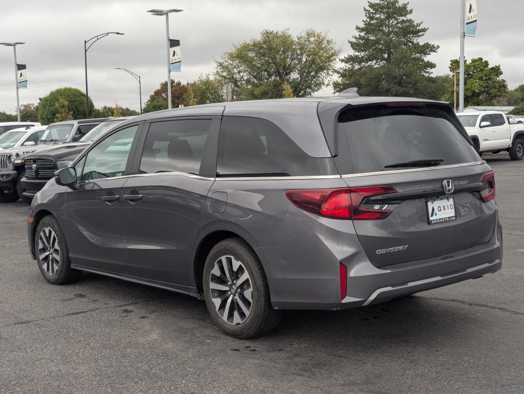 Used 2025 Honda Odyssey EX-L image 7