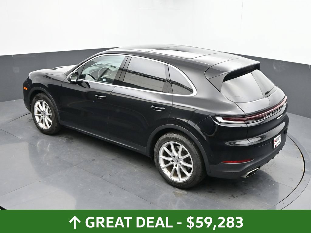 Used 2024 Porsche Cayenne AWD/4WD image 32