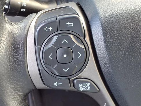 Used 2013 Toyota Venza Limited image 18