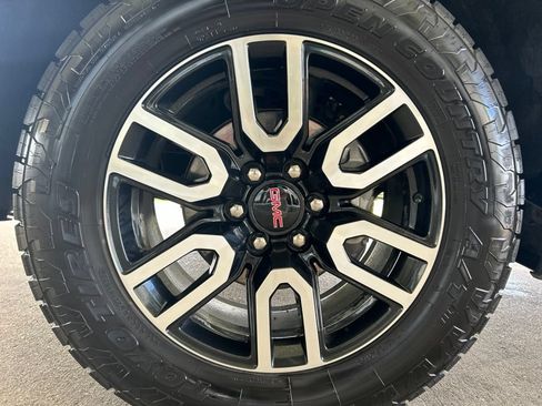 Used 2025 GMC Sierra 1500 AT4 w/ AT4 Premium Package AWD/4WD image 27