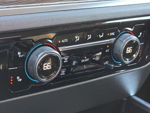 Used 2022 Chevrolet Silverado 1500 LT Trail Boss w/ Protection Package image 29