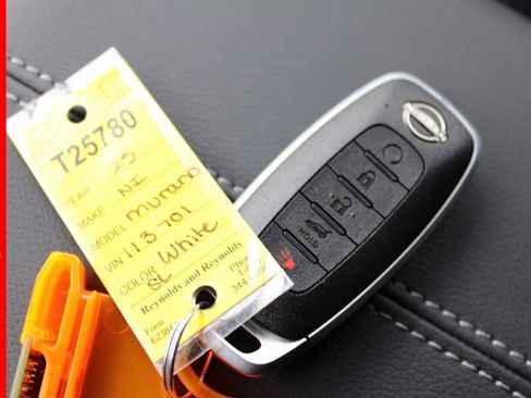 New 2025 Nissan Murano SL image 26