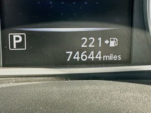 Used 2018 Nissan Sentra S FWD image 18