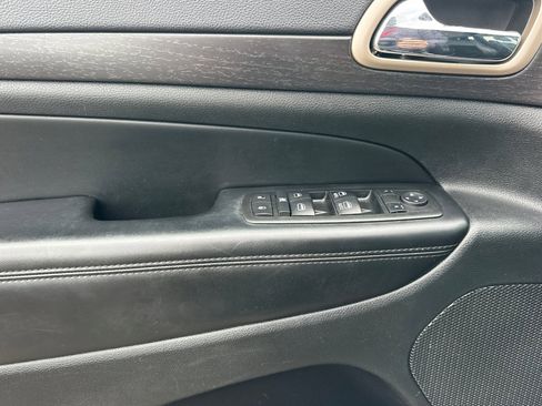 Used 2014 Jeep Grand Cherokee Altitude image 10