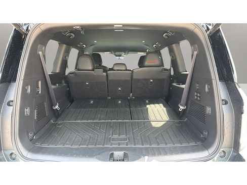 Used 2025 Nissan Armada PRO-4X AWD/4WD image 15