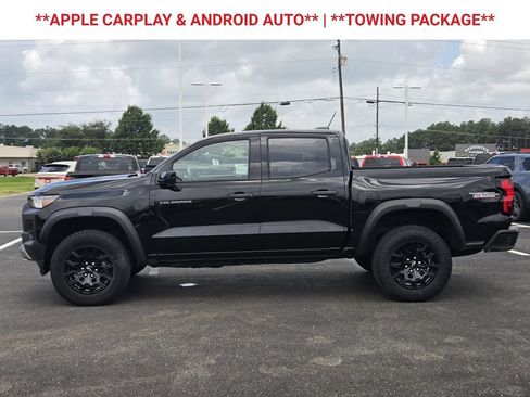 Used 2024 Chevrolet Colorado Trail Boss w/ Technology Package AWD/4WD image 5