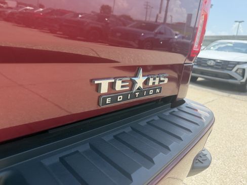Used 2017 Chevrolet Silverado 1500 LTZ Z71 AWD/4WD image 10