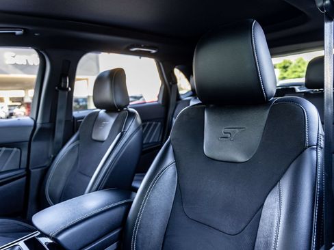 Used 2020 Ford Edge ST w/ Equipment Group 401A AWD/4WD image 16