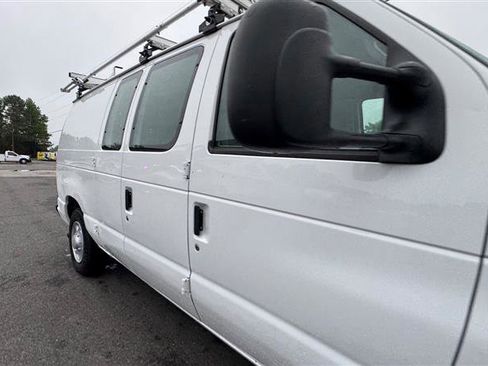 Used 2013 Ford E-150 and Econoline 150 RWD image 22