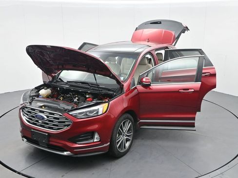 Used 2019 Ford Edge Titanium w/ Equipment Group 301A image 43