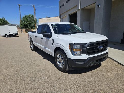 Used 2023 Ford F150 XL w/ Max Trailer Tow Package RWD image 5