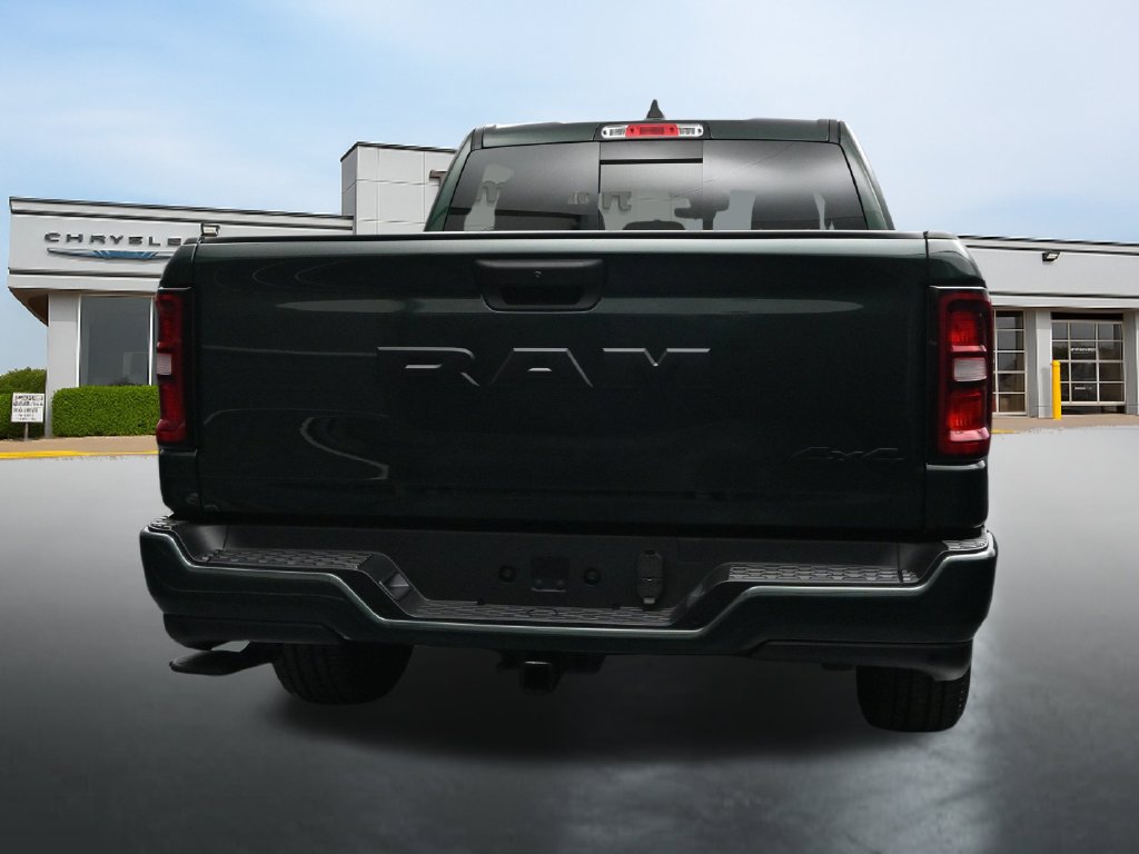 Used 2027 RAM 1500 Express AWD/4WD image 4
