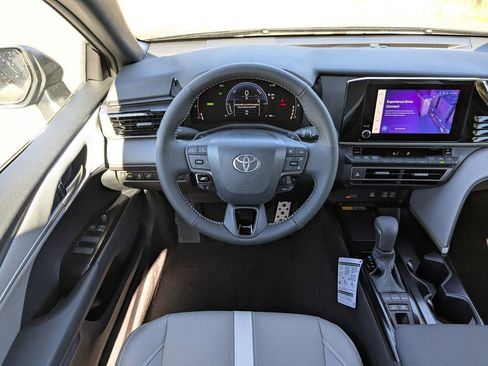 New 2026 Toyota Camry SE w/ Convenience Package FWD image 15