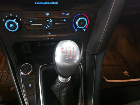 Used 2017 Ford Focus ST FWD image 5