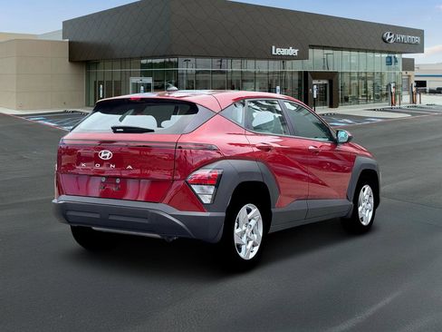 New 2026 Hyundai Kona SE image 7
