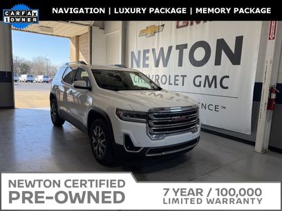 Used 2023 GMC Acadia SLT w/ Preferred Package