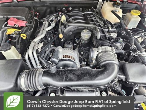 Used 2022 Jeep Gladiator Sport image 32